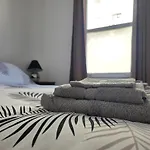 Charming 2 Bedroom Flat In Paddington